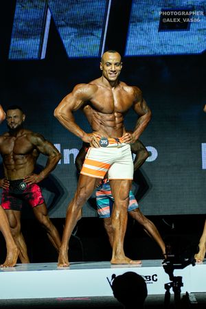 MAN'S PHYSIQUE 179